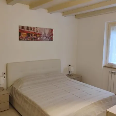 Homely Ispra
